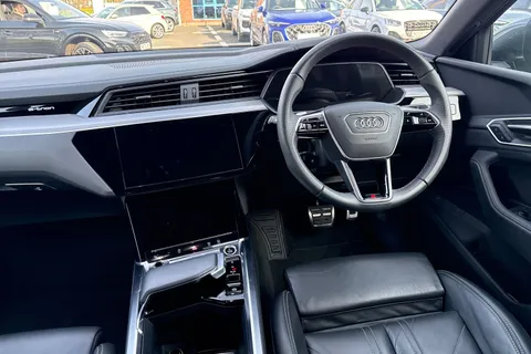 PY24HJN Audi Q8 e-tron 50 S line Sportback Auto quattro 5dr 95kWh (11kW Charger) Thumbnail #19
