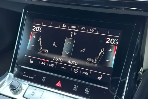 PY24HJN Audi Q8 e-tron 50 S line Sportback Auto quattro 5dr 95kWh (11kW Charger) Thumbnail #23