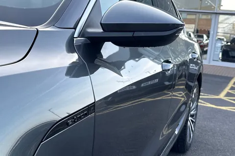 PY24HJN Audi Q8 e-tron 50 S line Sportback Auto quattro 5dr 95kWh (11kW Charger) Thumbnail #28