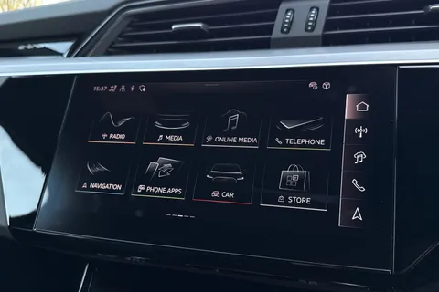 PY24HJN Audi Q8 e-tron 50 S line Sportback Auto quattro 5dr 95kWh (11kW Charger) Thumbnail #55