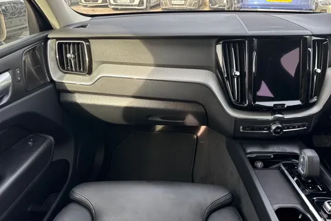 PG73GOA Volvo Xc60 2.0 B5 MHEV Plus Auto AWD Euro 6 (s/s) 5dr Thumbnail #20