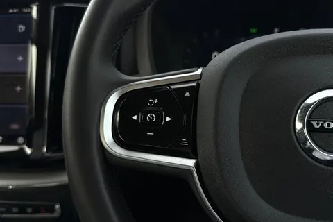 PG73GOA Volvo Xc60 2.0 B5 MHEV Plus Auto AWD Euro 6 (s/s) 5dr Thumbnail #36