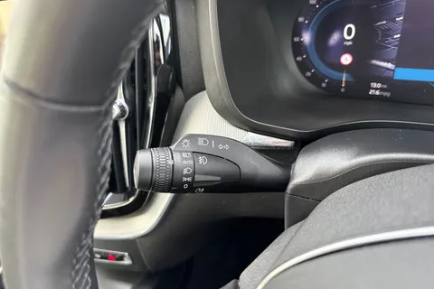 PG73GOA Volvo Xc60 2.0 B5 MHEV Plus Auto AWD Euro 6 (s/s) 5dr Thumbnail #38