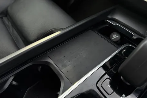 PG73GOA Volvo Xc60 2.0 B5 MHEV Plus Auto AWD Euro 6 (s/s) 5dr Thumbnail #47