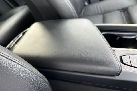 PG73GOA Volvo Xc60 2.0 B5 MHEV Plus Auto AWD Euro 6 (s/s) 5dr Thumbnail #48