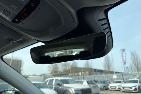 PG73GOA Volvo Xc60 2.0 B5 MHEV Plus Auto AWD Euro 6 (s/s) 5dr Thumbnail #50