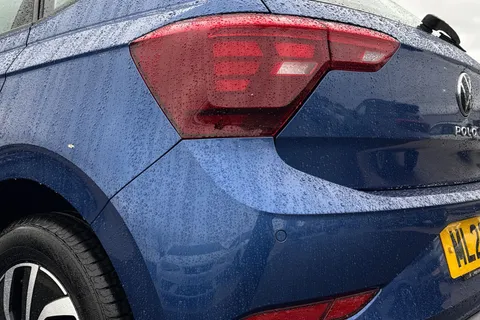ML22JUE Volkswagen Polo 1.0 TSI Life 5dr DSG **PARKING SENSORS** Thumbnail #8