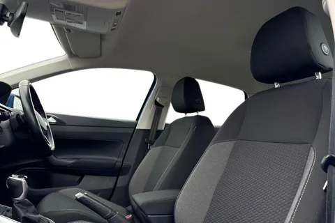 ML22JUE Volkswagen Polo 1.0 TSI Life 5dr DSG **PARKING SENSORS** Thumbnail #16