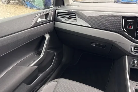 ML22JUE Volkswagen Polo 1.0 TSI Life 5dr DSG **PARKING SENSORS** Thumbnail #20