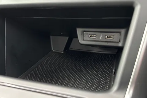 ML22JUE Volkswagen Polo 1.0 TSI Life 5dr DSG **PARKING SENSORS** Thumbnail #33