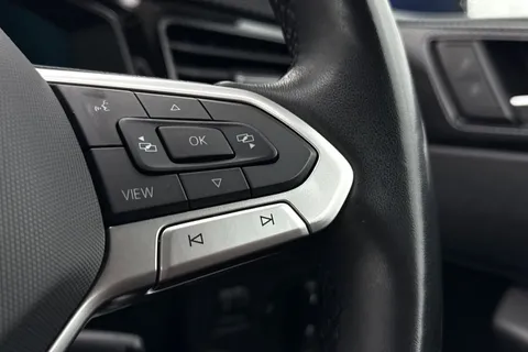 ML22JUE Volkswagen Polo 1.0 TSI Life 5dr DSG **PARKING SENSORS** Thumbnail #35