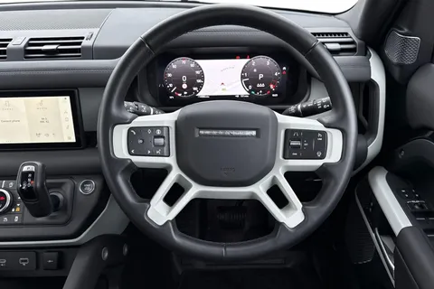 DN73RZO Land Rover Defender 110 3.0 D250 XS Edition 5dr Thumbnail #17