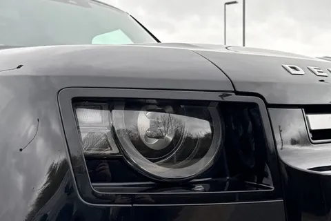 DN73RZO Land Rover Defender 110 3.0 D250 XS Edition 5dr Thumbnail #19