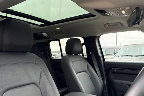 DN73RZO Land Rover Defender 110 3.0 D250 XS Edition 5dr Thumbnail #23