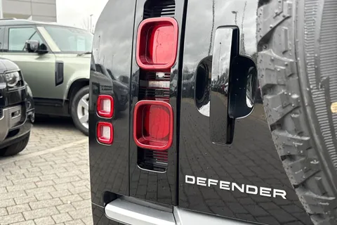 DN73RZO Land Rover Defender 110 3.0 D250 XS Edition 5dr Thumbnail #28