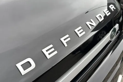 DN73RZO Land Rover Defender 110 3.0 D250 XS Edition 5dr Thumbnail #31