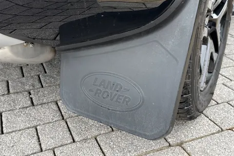 DN73RZO Land Rover Defender 110 3.0 D250 XS Edition 5dr Thumbnail #40