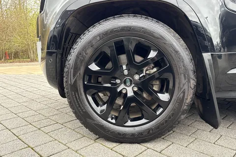 DN73RZO Land Rover Defender 110 3.0 D250 XS Edition 5dr Thumbnail #43