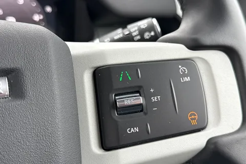 DN73RZO Land Rover Defender 110 3.0 D250 XS Edition 5dr Thumbnail #49
