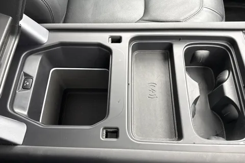 DN73RZO Land Rover Defender 110 3.0 D250 XS Edition 5dr Thumbnail #52