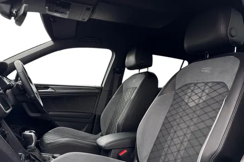 YG71XGE Volkswagen Tiguan Allspace 2.0 TSI 4Motion R-Line 5dr DSG Thumbnail #17