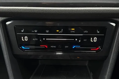 YG71XGE Volkswagen Tiguan Allspace 2.0 TSI 4Motion R-Line 5dr DSG Thumbnail #23