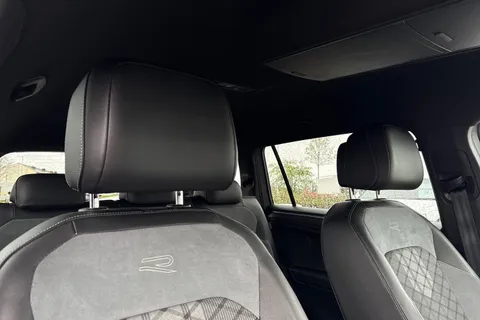 YG71XGE Volkswagen Tiguan Allspace 2.0 TSI 4Motion R-Line 5dr DSG Thumbnail #25