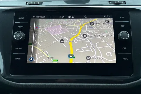 YG71XGE Volkswagen Tiguan Allspace 2.0 TSI 4Motion R-Line 5dr DSG Thumbnail #41