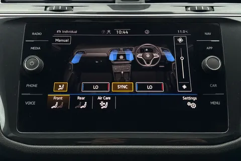 YG71XGE Volkswagen Tiguan Allspace 2.0 TSI 4Motion R-Line 5dr DSG Thumbnail #46