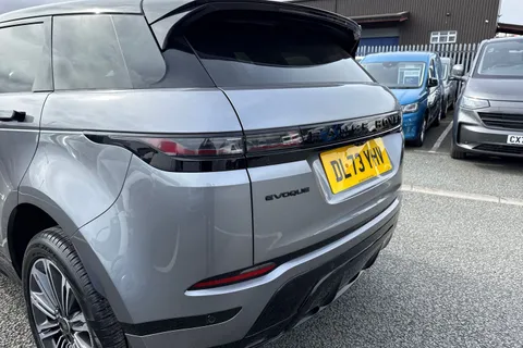 8 of 60 for Land Rover Range Rover Evoque 2.0 D200 MHEV Dynamic SE Auto 4WD Euro 6 (s/s) 5dr
