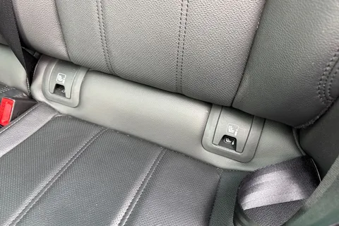 35 of 60 for Land Rover Range Rover Evoque 2.0 D200 MHEV Dynamic SE Auto 4WD Euro 6 (s/s) 5dr