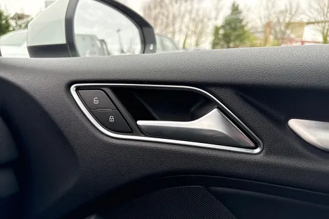 KS69XAL Audi A3 Sportback S line 35 TFSI  150 PS 6-speed Thumbnail #40