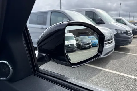 41 of 60 for Land Rover Range Rover Evoque 2.0 D200 MHEV Dynamic SE Auto 4WD Euro 6 (s/s) 5dr