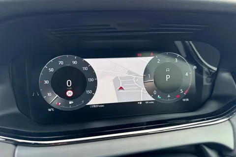 46 of 60 for Land Rover Range Rover Evoque 2.0 D200 MHEV Dynamic SE Auto 4WD Euro 6 (s/s) 5dr