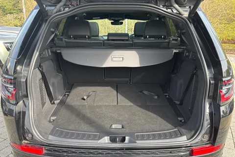KW74HVV Land Rover Discovery Sport 2.0 D200 Dynamic HSE 5dr Thumbnail #12