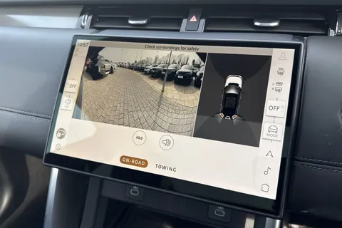 KW74HVV Land Rover Discovery Sport 2.0 D200 Dynamic HSE 5dr Thumbnail #14