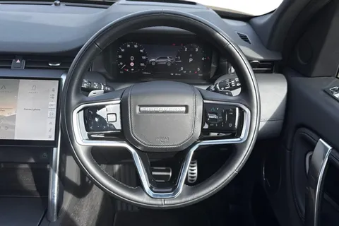 KW74HVV Land Rover Discovery Sport 2.0 D200 Dynamic HSE 5dr Thumbnail #17