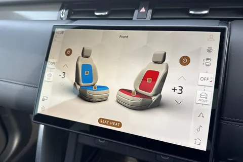 KW74HVV Land Rover Discovery Sport 2.0 D200 Dynamic HSE 5dr Thumbnail #24