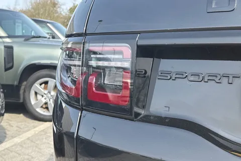 KW74HVV Land Rover Discovery Sport 2.0 D200 Dynamic HSE 5dr Thumbnail #28