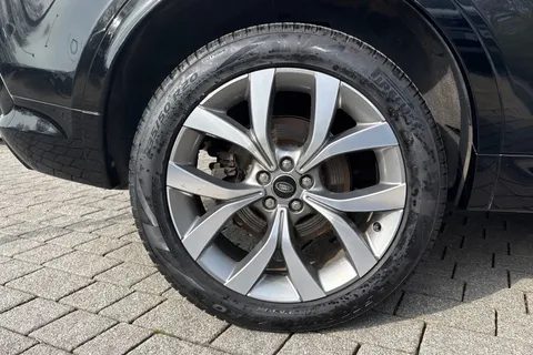 KW74HVV Land Rover Discovery Sport 2.0 D200 Dynamic HSE 5dr Thumbnail #37