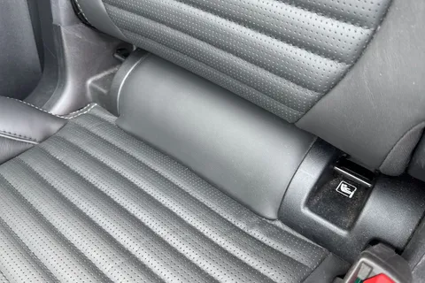 KW74HVV Land Rover Discovery Sport 2.0 D200 Dynamic HSE 5dr Thumbnail #42