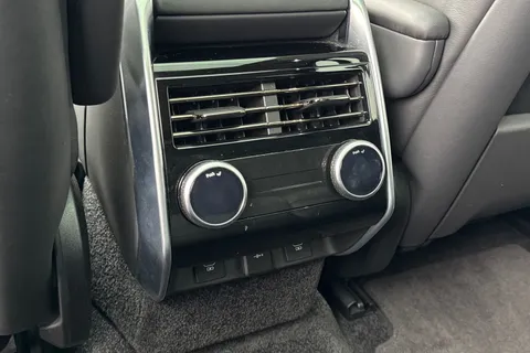 KO73RWX Land Rover Range Rover 3.0 D300 HSE 5dr Thumbnail #20