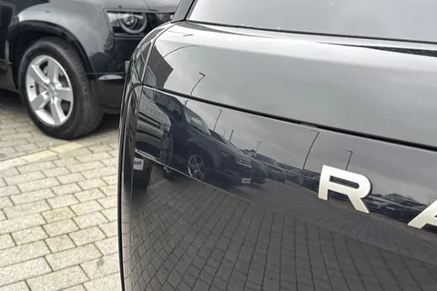 KO73RWX Land Rover Range Rover 3.0 D300 HSE 5dr Thumbnail #28