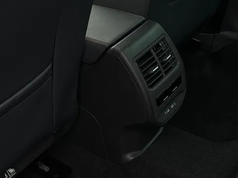  CUPRA Formentor 1.5 eTSI V3 DSG Euro 6 (s/s) 5dr Thumbnail #32