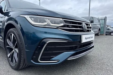 CX23PMV Volkswagen Tiguan 1.5 TSI 150 R-Line 5dr DSG ⭐Rear Camera⭐ Thumbnail #10