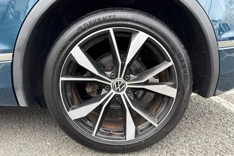 CX23PMV Volkswagen Tiguan 1.5 TSI 150 R-Line 5dr DSG ⭐Rear Camera⭐ Thumbnail #12