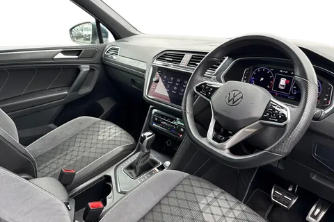 CX23PMV Volkswagen Tiguan 1.5 TSI 150 R-Line 5dr DSG ⭐Rear Camera⭐ Thumbnail #15