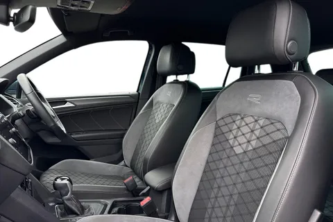 CX23PMV Volkswagen Tiguan 1.5 TSI 150 R-Line 5dr DSG ⭐Rear Camera⭐ Thumbnail #17