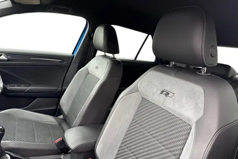 KP69EOW Volkswagen T-Roc 1.6 TDI R-Line 5dr Thumbnail #17