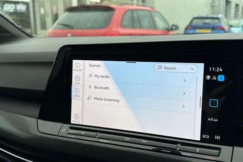 46 of 67 for Volkswagen Golf 1.4 TSI 13kWh GTE DSG Euro 6 (s/s) 5dr